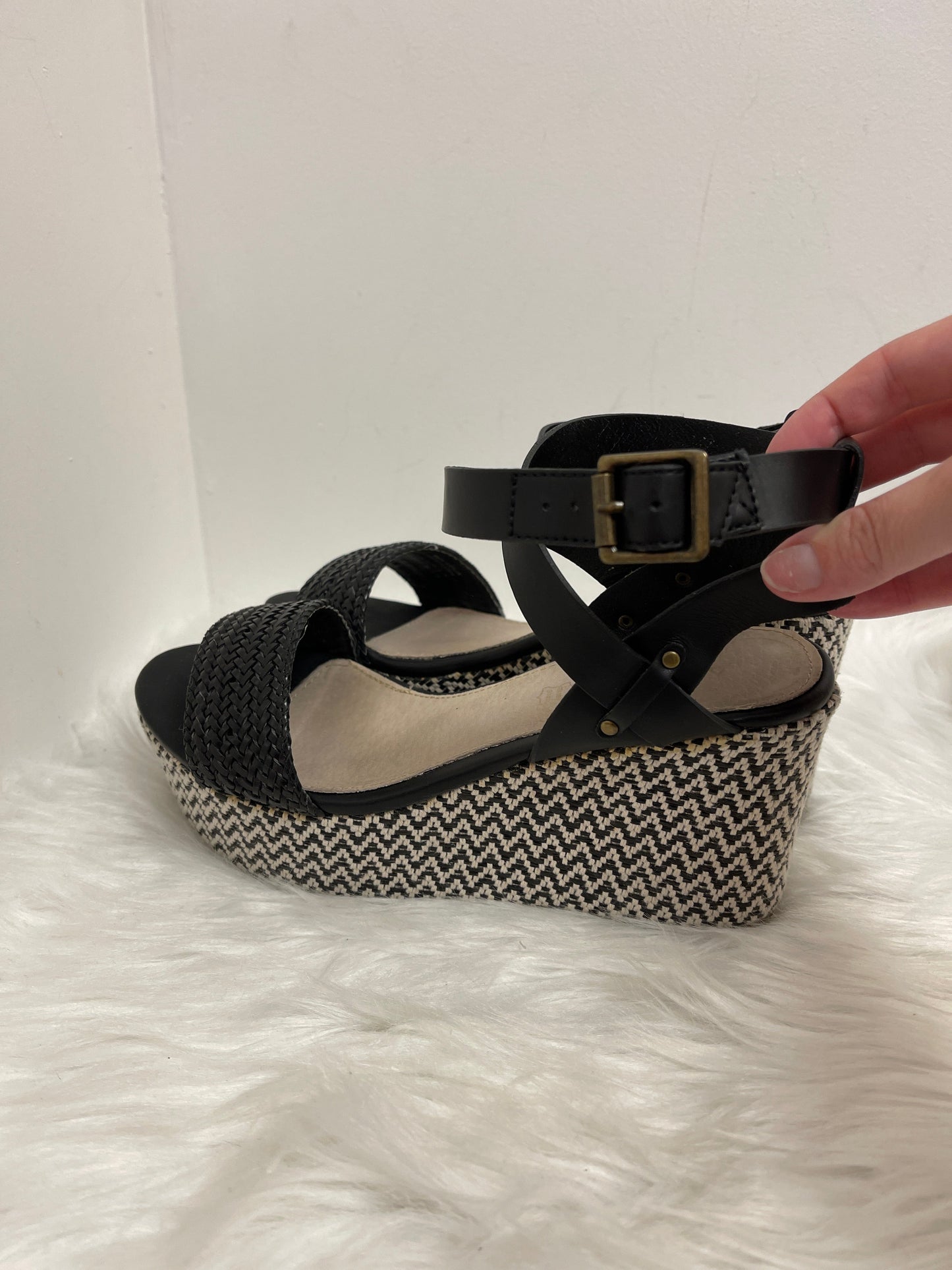 Black & White Sandals Heels Wedge Aldo, Size 8.5