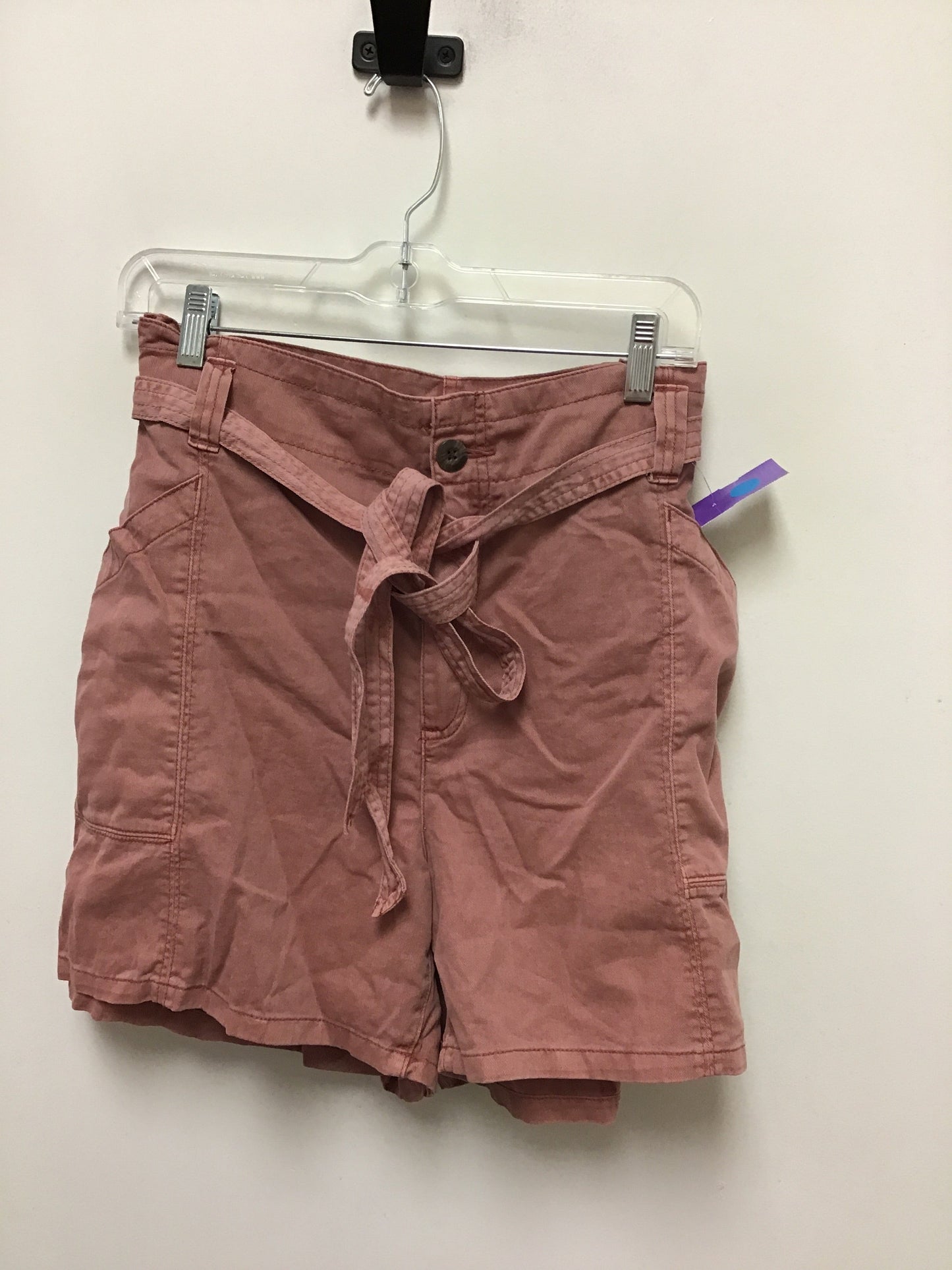 Red Shorts Old Navy, Size 14