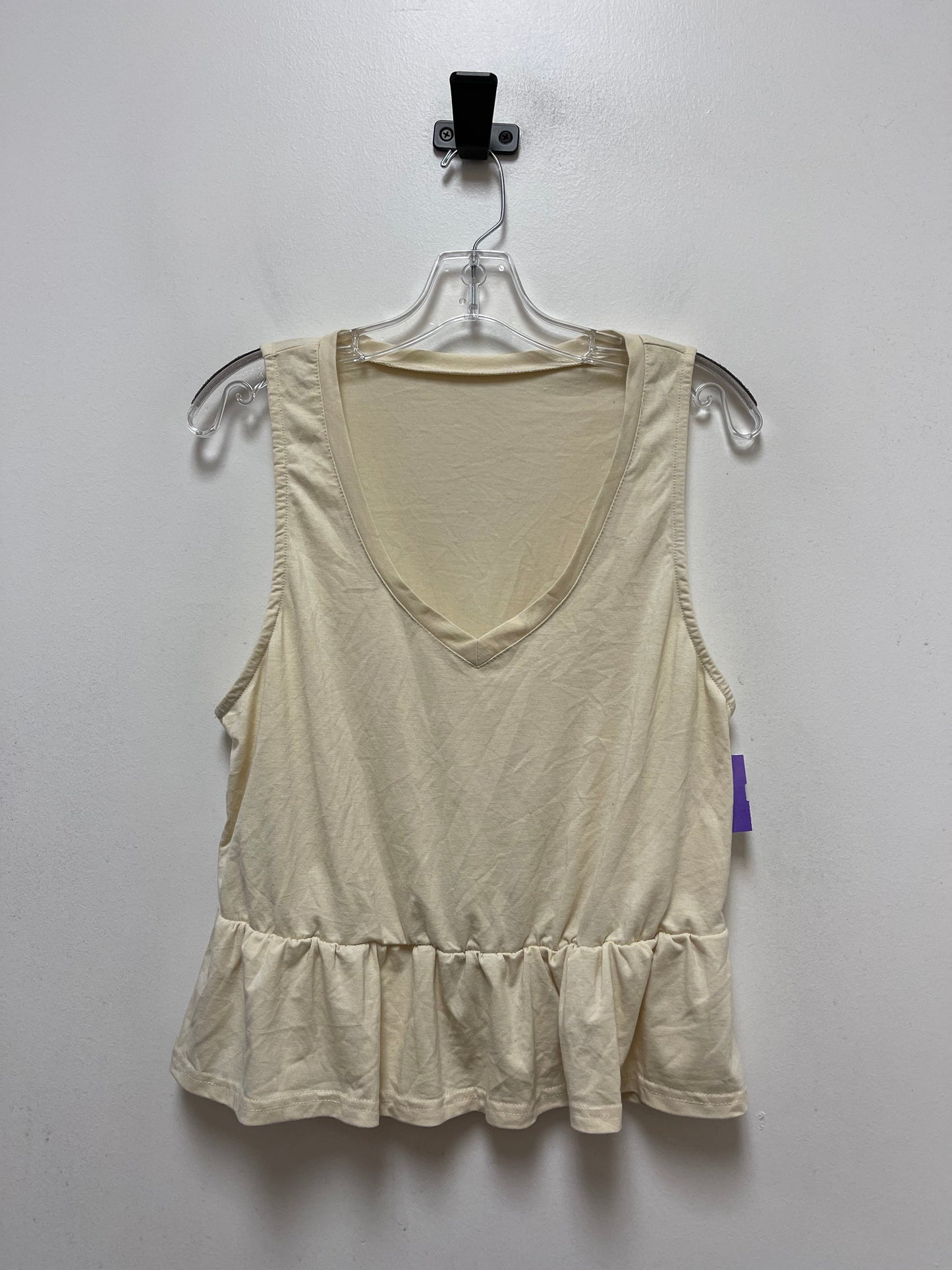 Yellow Top Sleeveless Clothes Mentor, Size M
