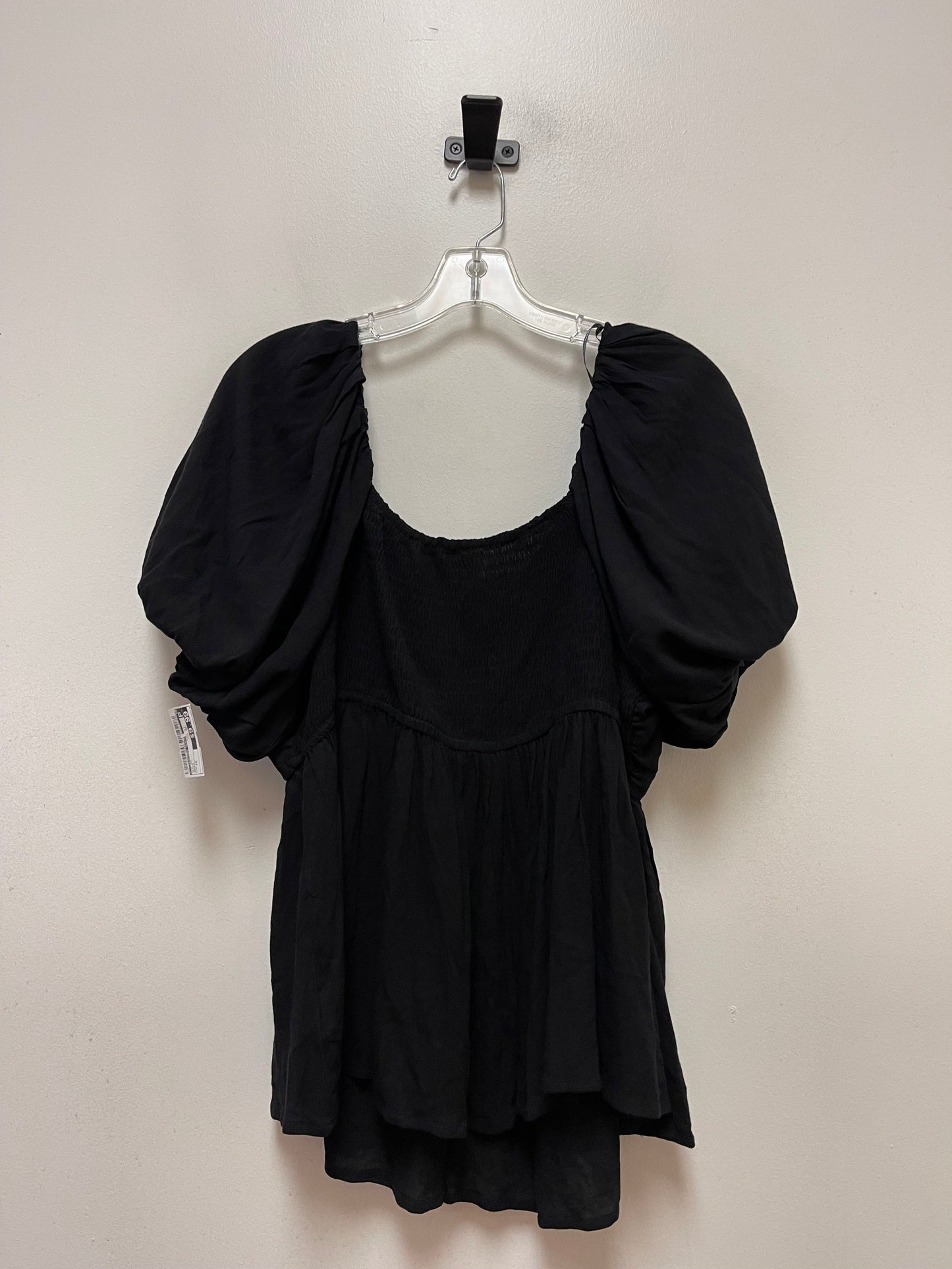 Black Top Short Sleeve Clothes Mentor, Size 1x