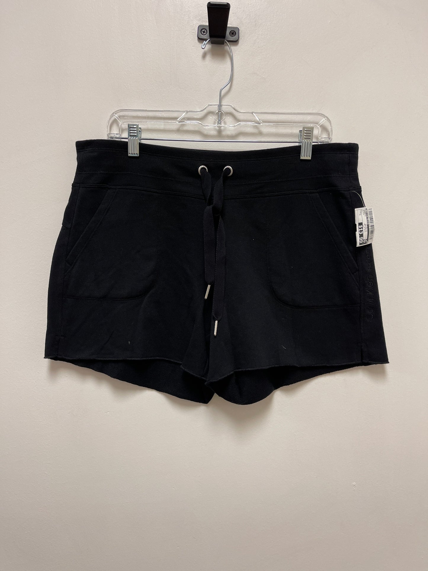 Black Shorts Calvin Klein, Size L