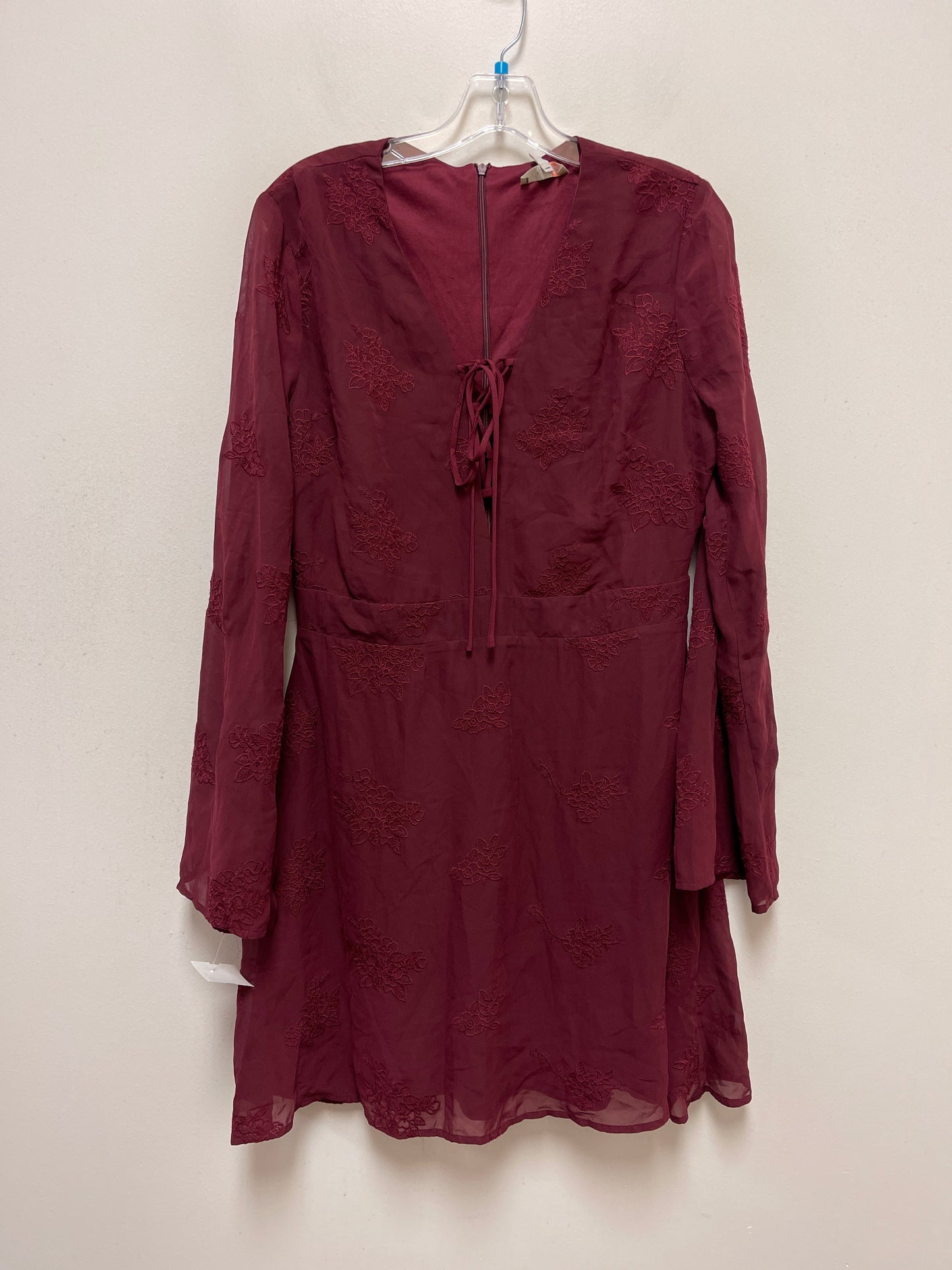 Red Dress Casual Short Gianni Bini, Size L