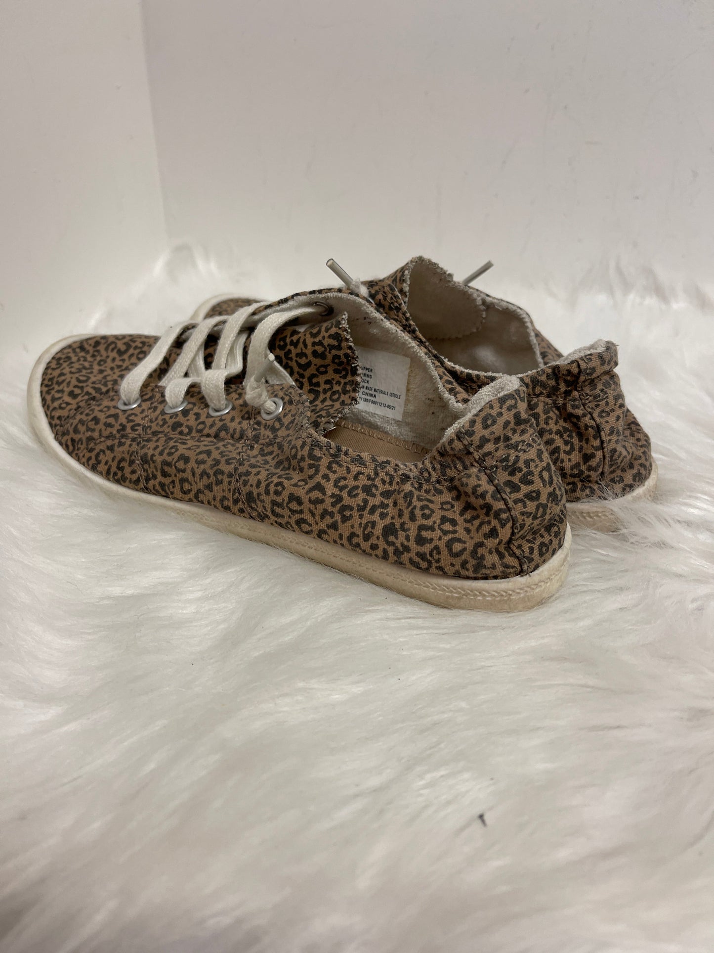 Animal Print Shoes Sneakers Mad Love, Size 7