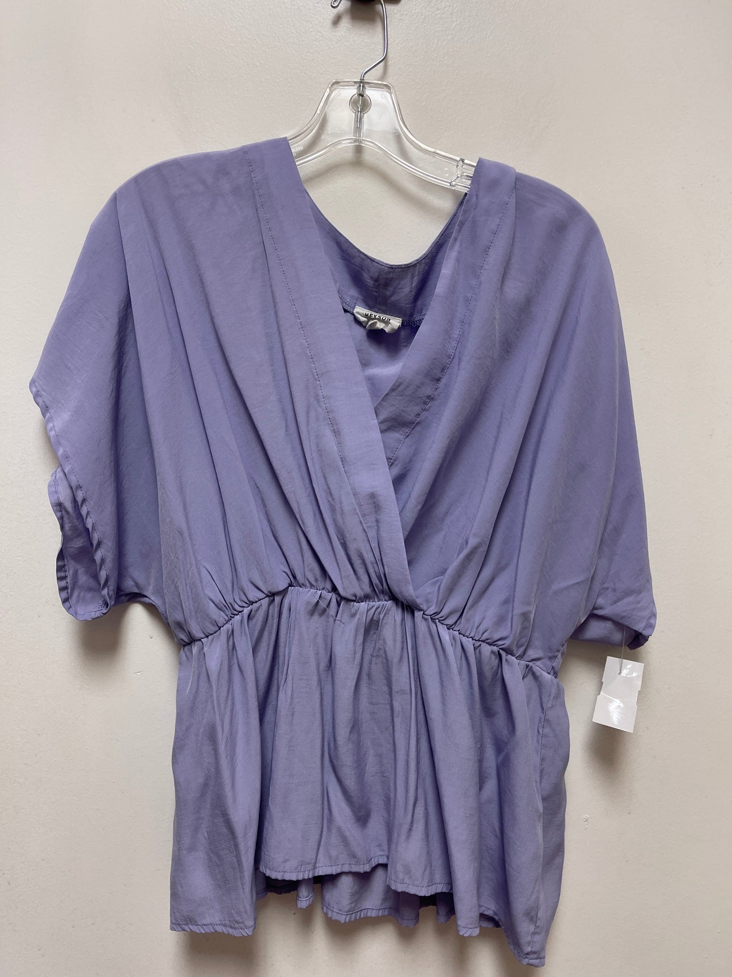 Purple Top Short Sleeve Clothes Mentor, Size M