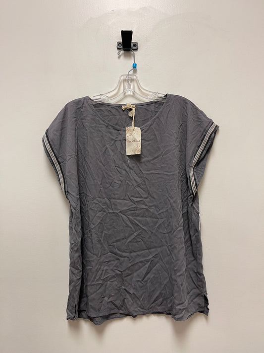 Grey Top Short Sleeve Hem & Thread, Size L