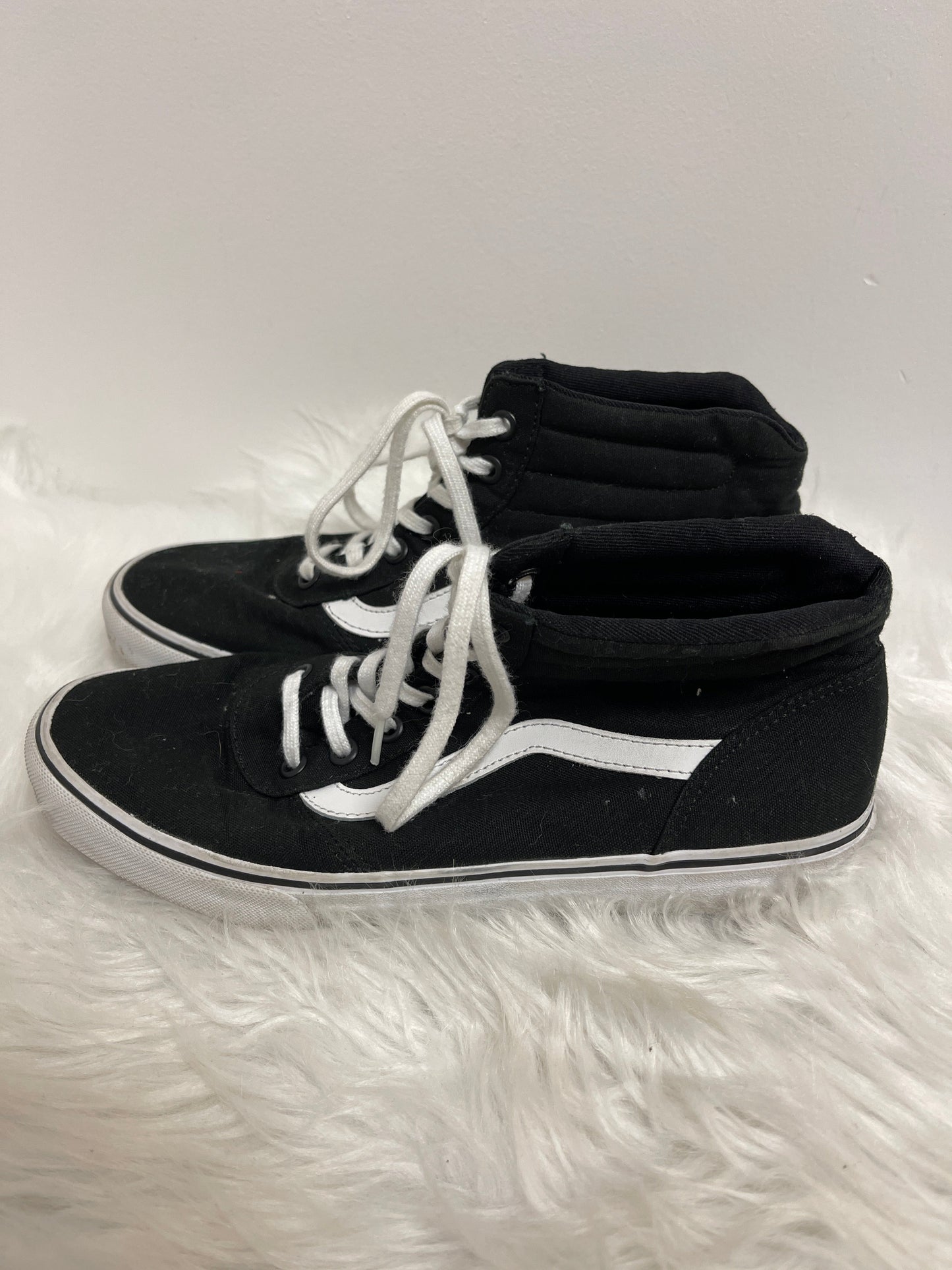 Black Shoes Sneakers Vans, Size 8