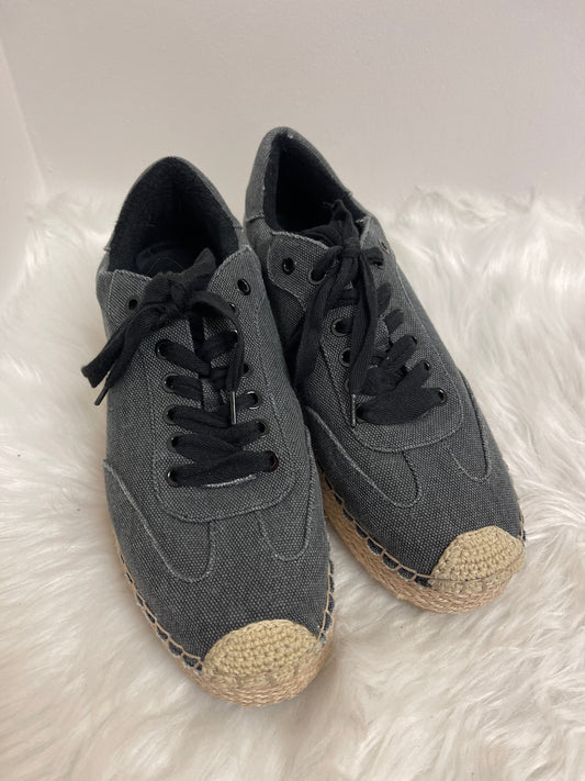 Grey Shoes Sneakers Jennifer Lopez, Size 9.5