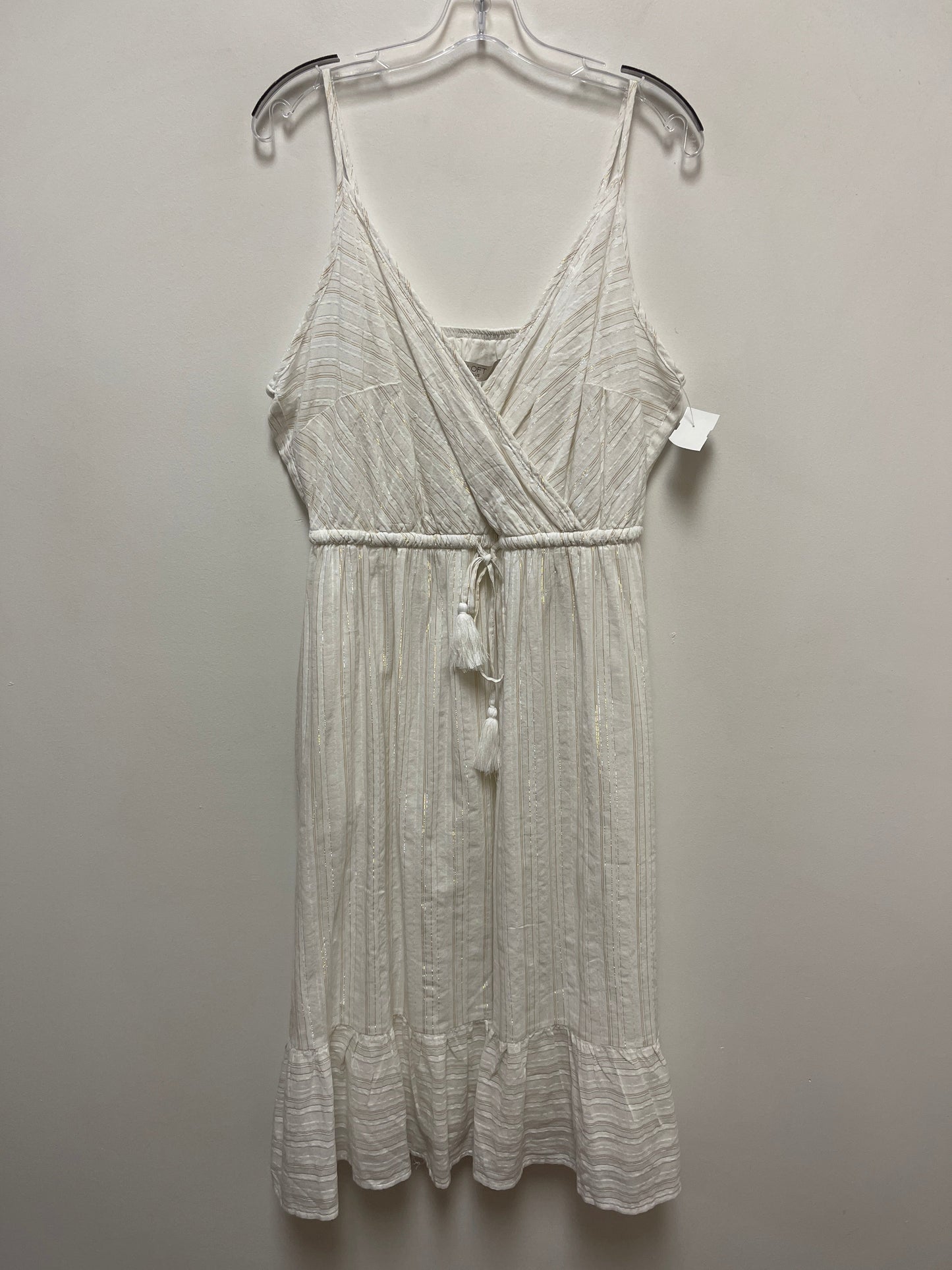 White Dress Casual Short Loft, Size Xl