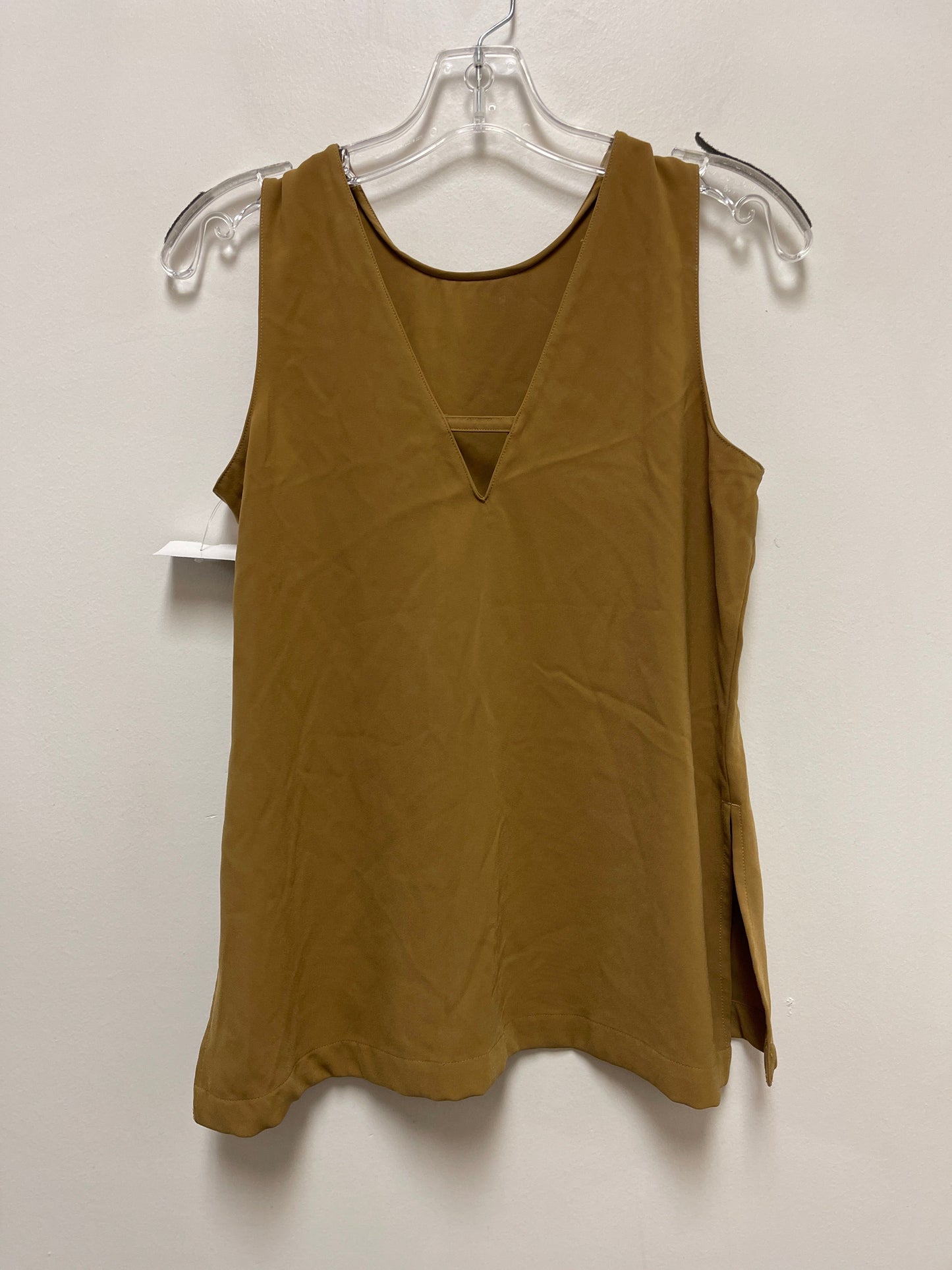 Top Sleeveless By Ann Taylor In Yellow, Size: Xs