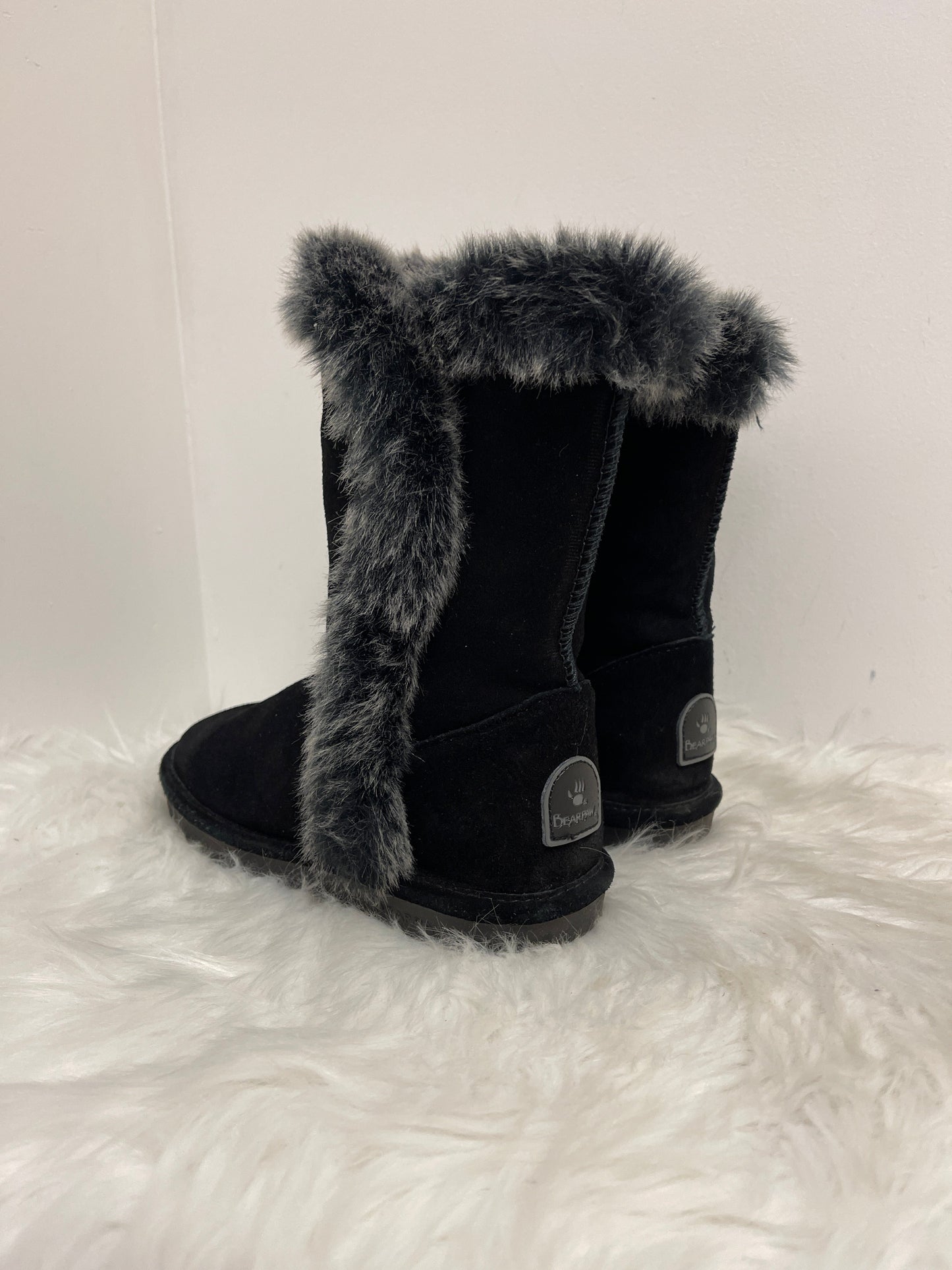 Boots Snow By Bearpaw In Black, Size: 7