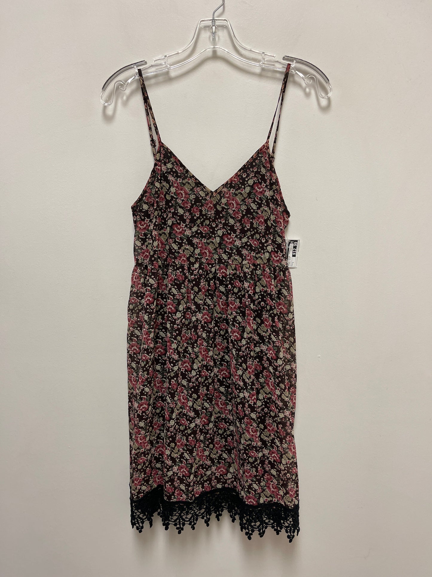 Dress Casual Short By Entro In Floral Print, Size: S