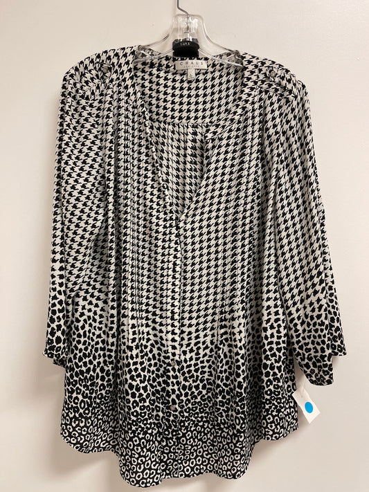 Top Long Sleeve By Chaus In Black & White, Size: L