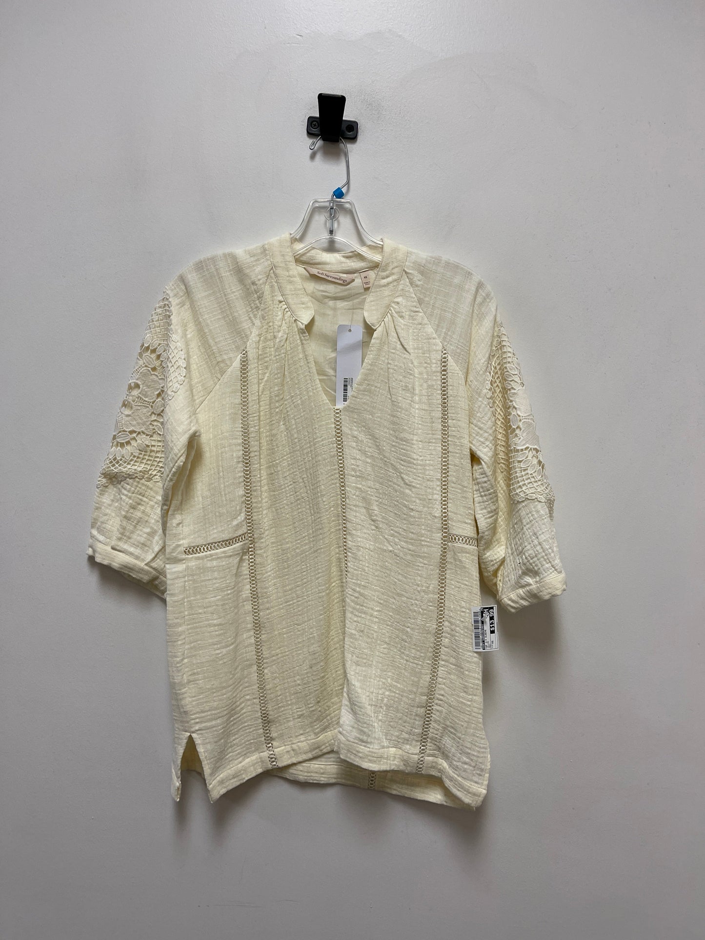 Top 3/4 Sleeve By Soft Surroundings In Yellow, Size: Xs