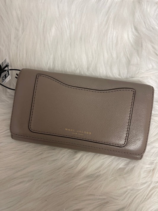 Wallet Luxury Designer By Marc Jacobs, Size: Medium