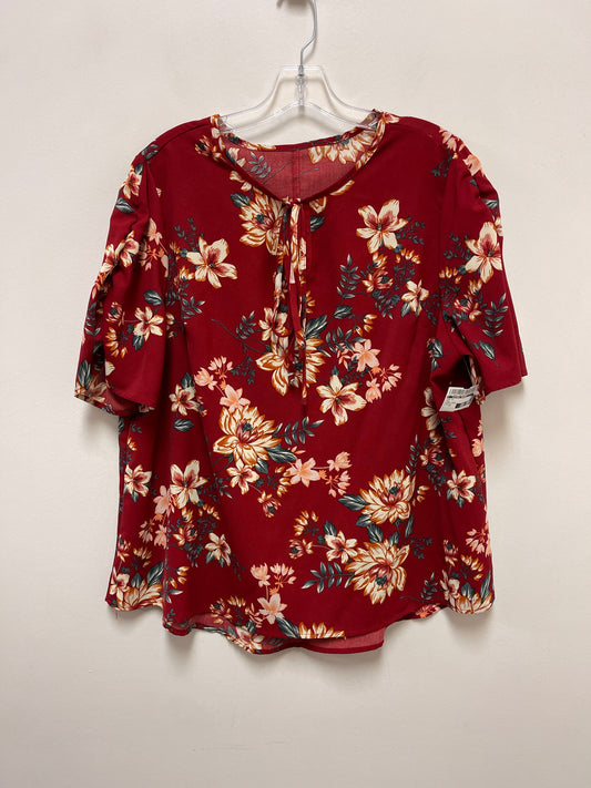 Top Short Sleeve By Clothes Mentor In Red, Size: 1x