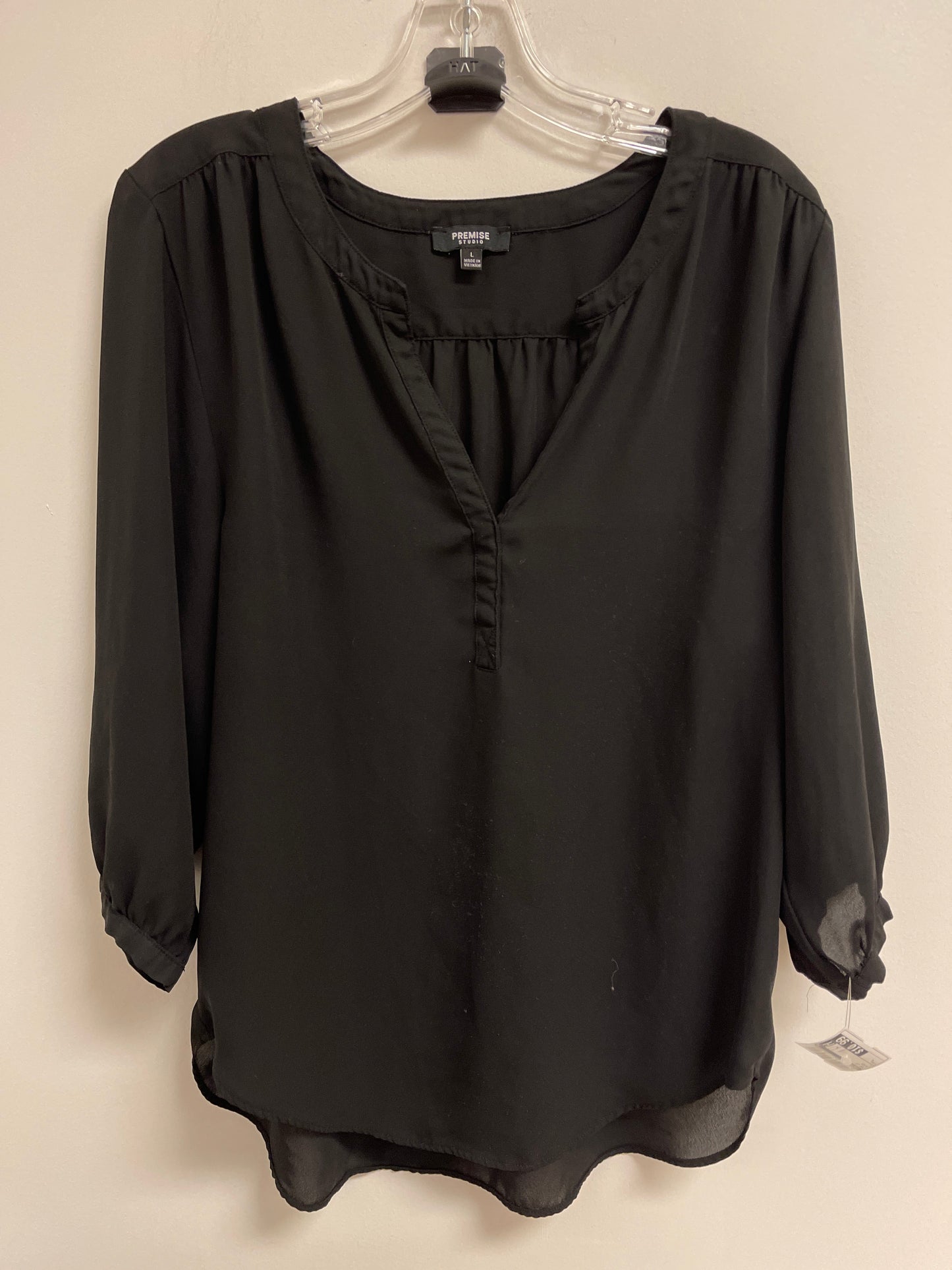 Top Long Sleeve By Premise In Black, Size: L