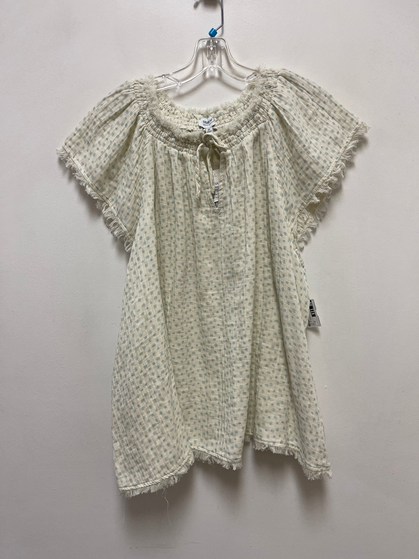 Top Short Sleeve By True Craft In Blue & Cream, Size: 3x