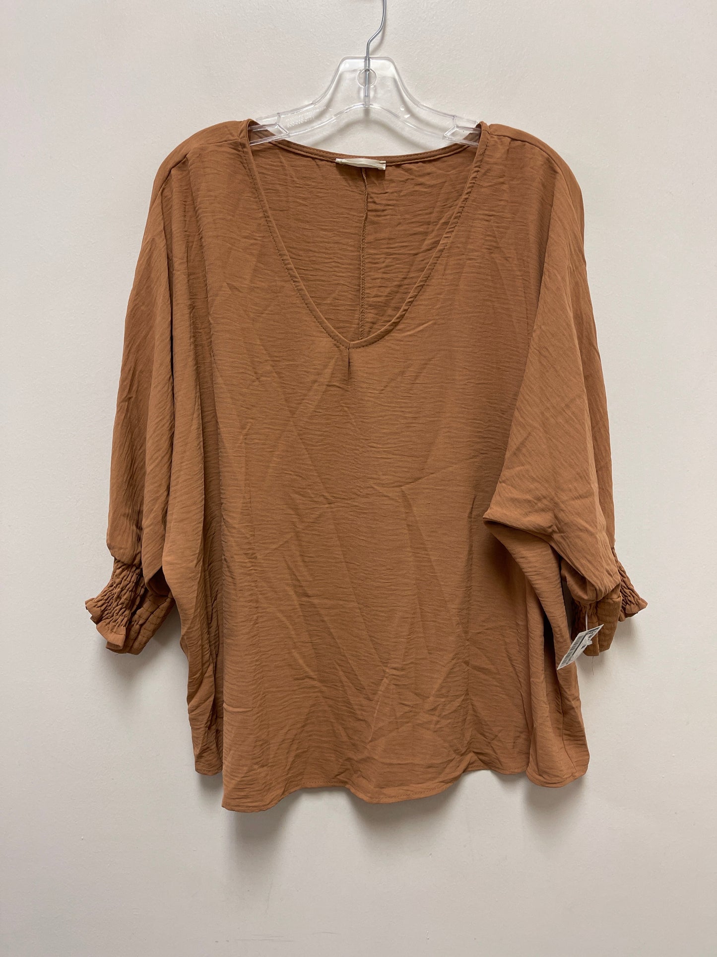 Top Long Sleeve By Ee Some In Brown, Size: M