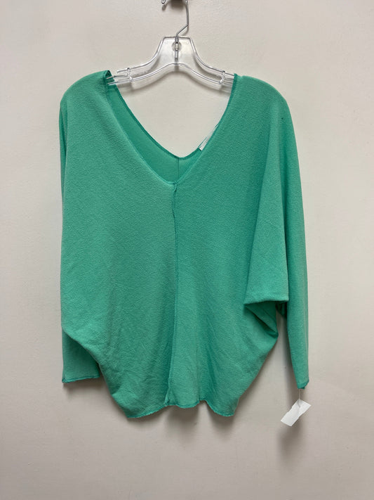 Top Long Sleeve By Clothes Mentor In Green, Size: S