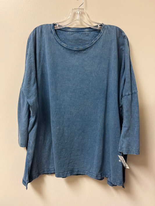 Top Short Sleeve By Mer Sea In Blue, Size: 1x