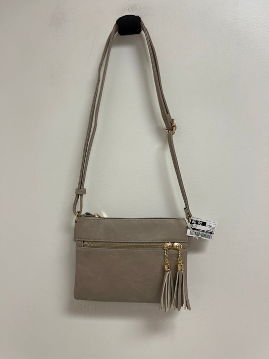 Crossbody By Clothes Mentor, Size: Small