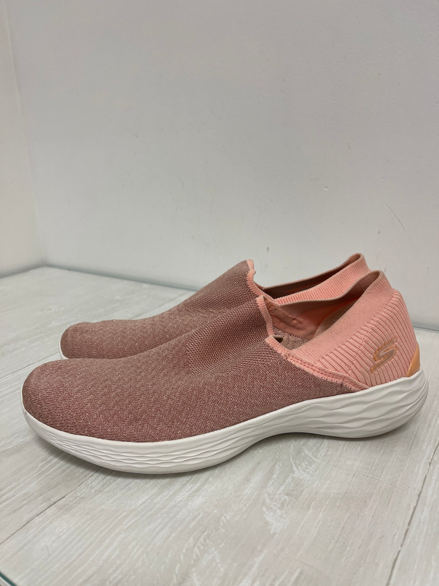 Shoes Flats By Skechers In Pink, Size: 10