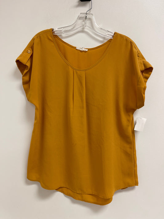 Top Short Sleeve By Mine In Yellow, Size: Xl