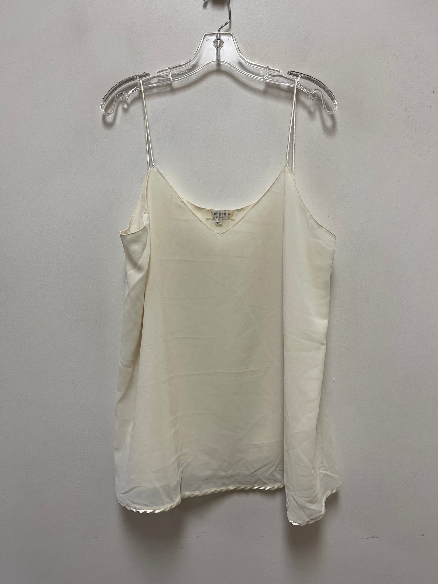 Top Sleeveless By Umgee In Cream, Size: 1x