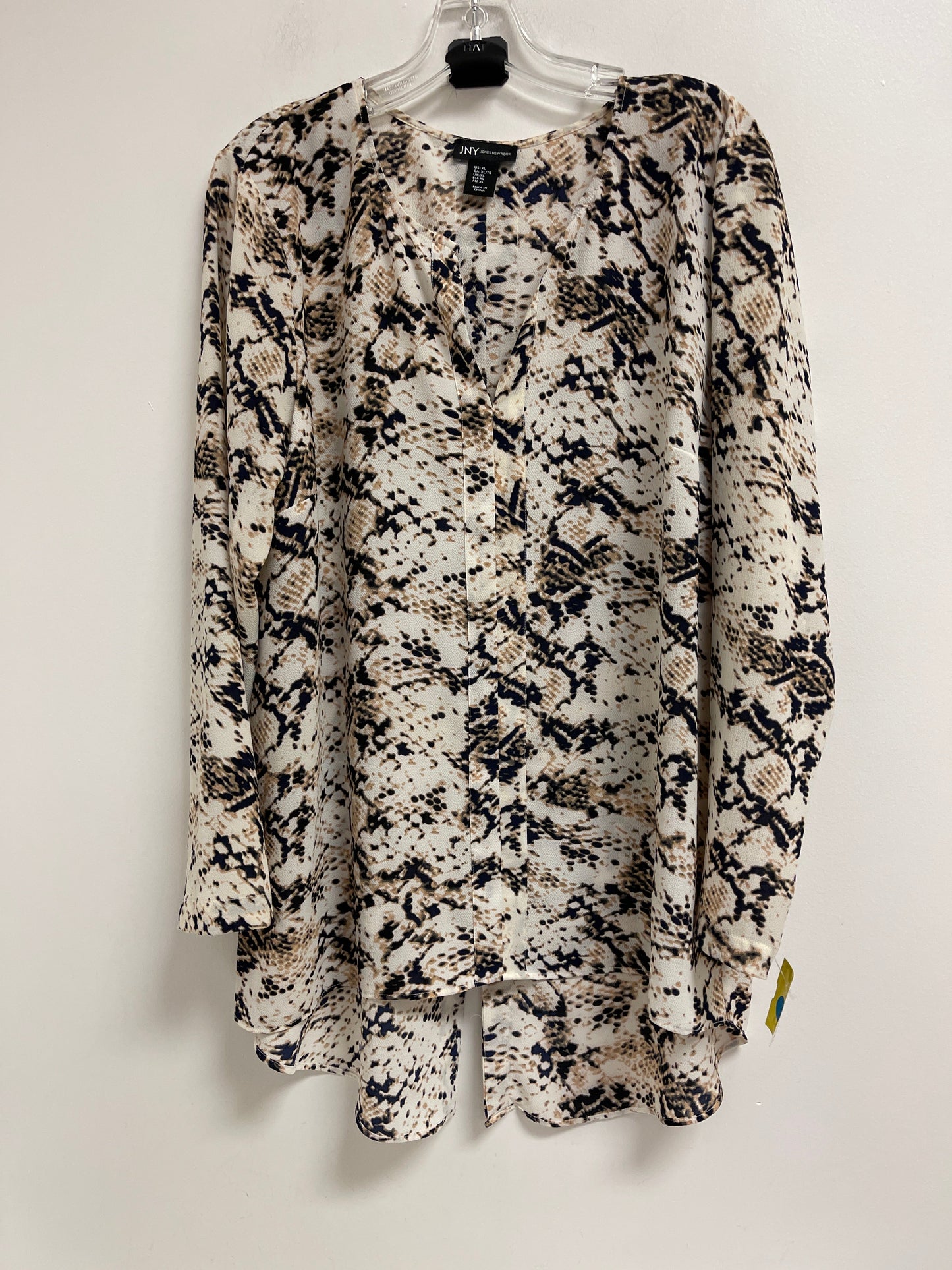 Top Long Sleeve By Jones New York In Snakeskin Print, Size: Xl