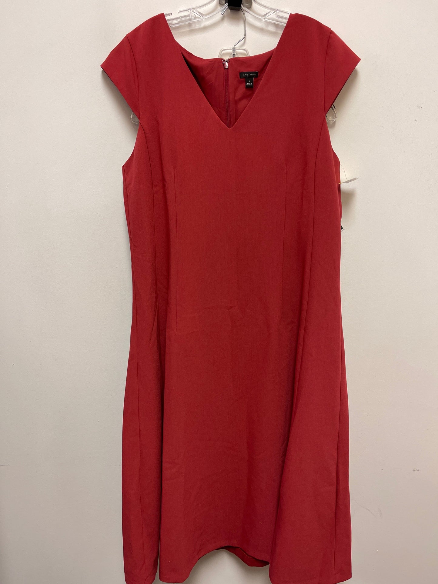 Dress Casual Midi By Ann Taylor In Red, Size: 1x