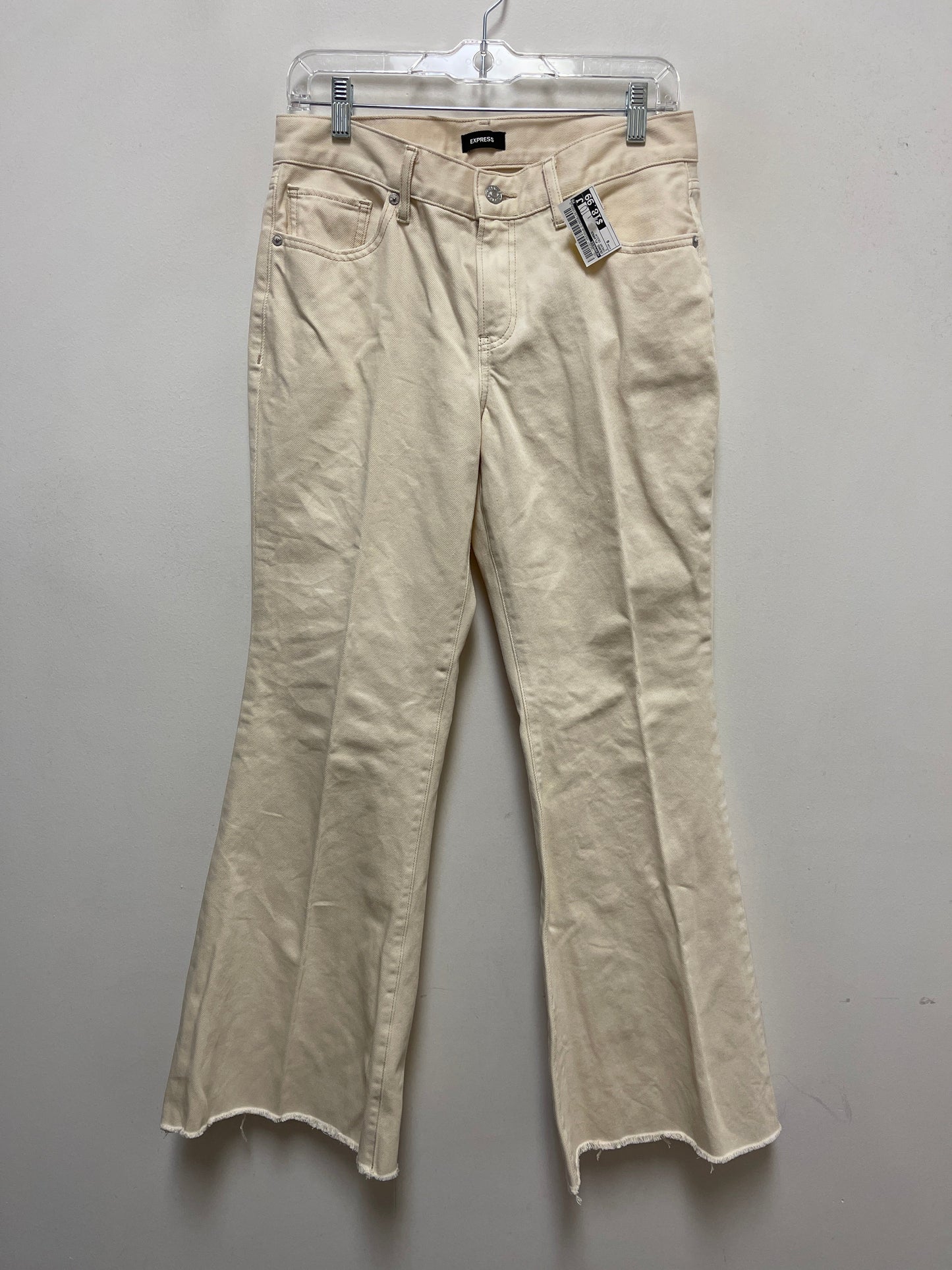 Jeans Flared By Express In Cream Denim, Size: 6