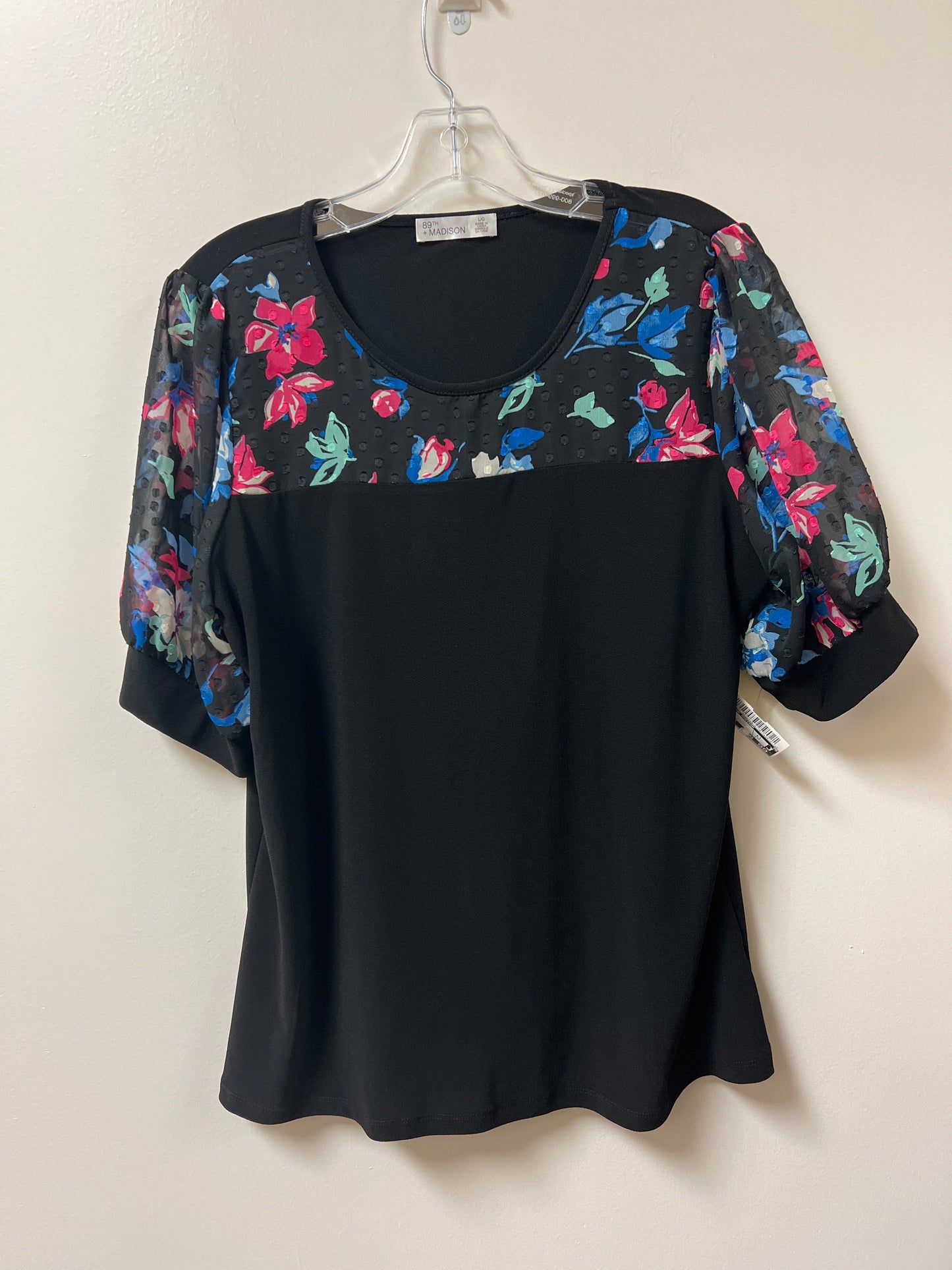 Top Short Sleeve By 89th And Madison In Black, Size: L