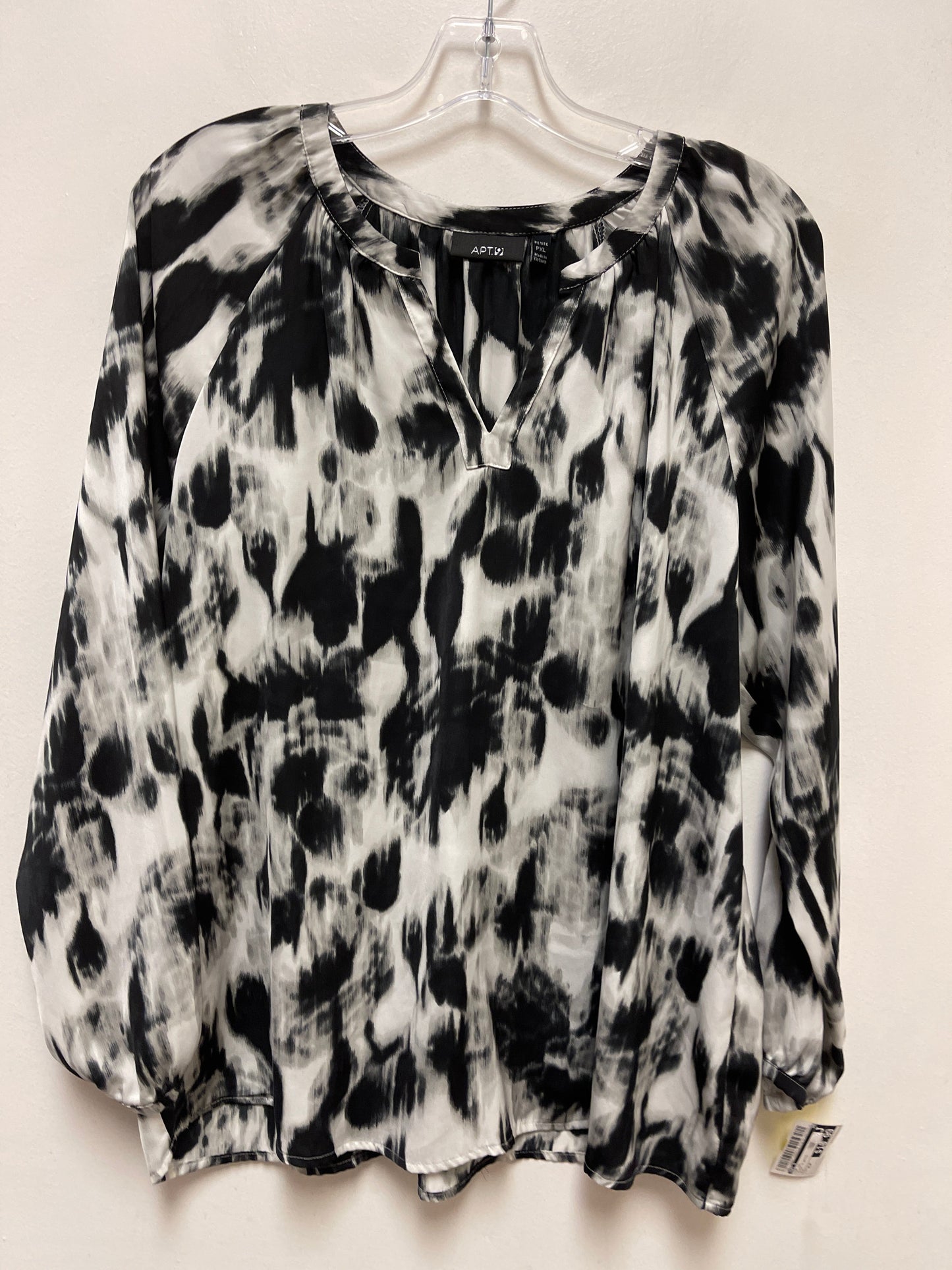 Top Long Sleeve By Apt 9 In Black & White, Size: Xlp