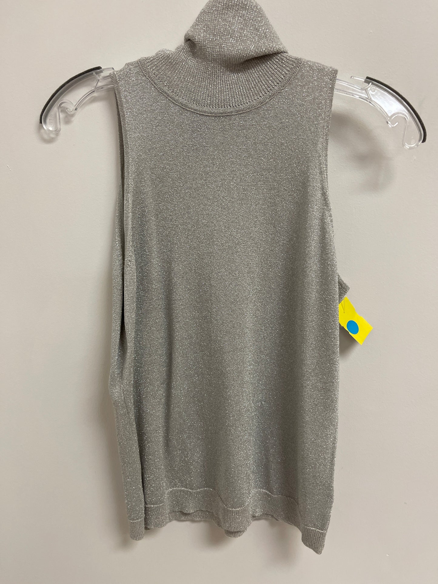 Top Sleeveless By Lauren By Ralph Lauren In Silver, Size: M