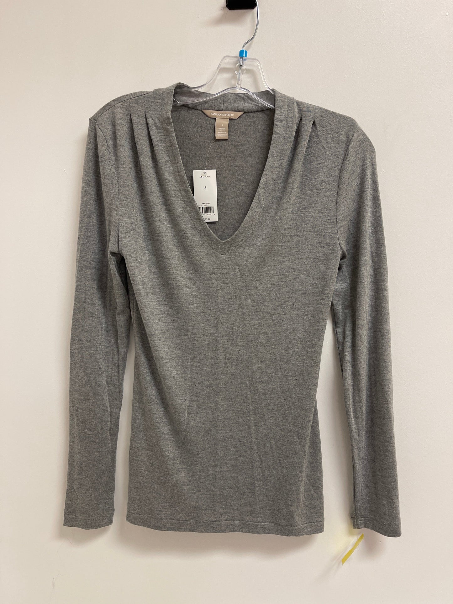 Top Long Sleeve By Banana Republic In Grey, Size: S