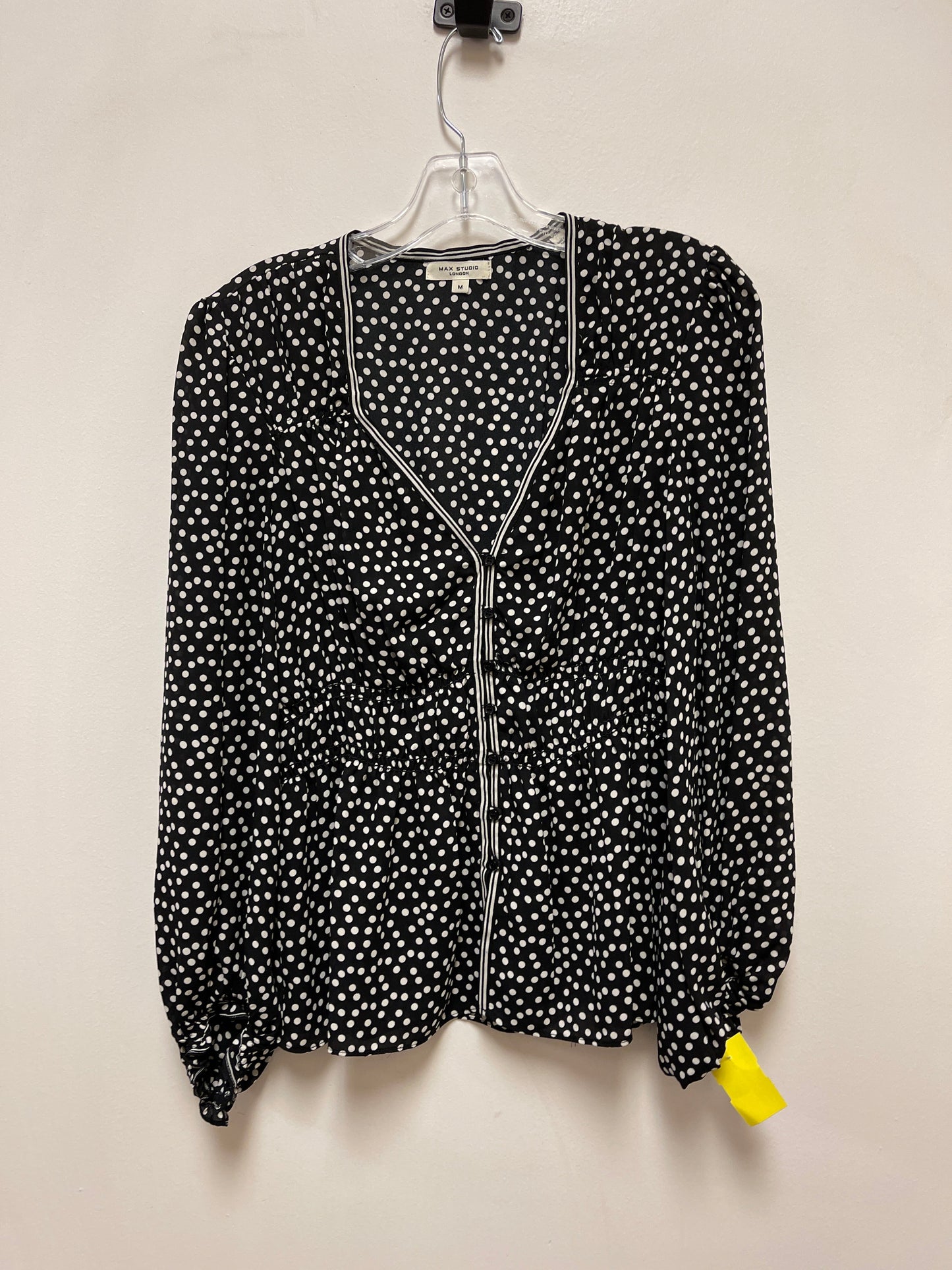 Top Long Sleeve By Max Studio In Polkadot Pattern, Size: M