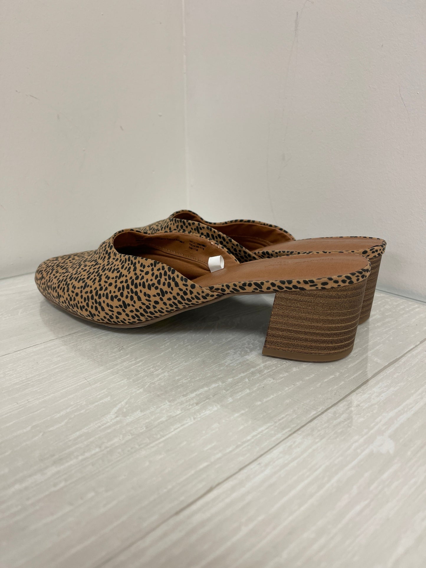 Shoes Heels Block By Universal Thread In Animal Print, Size: 10