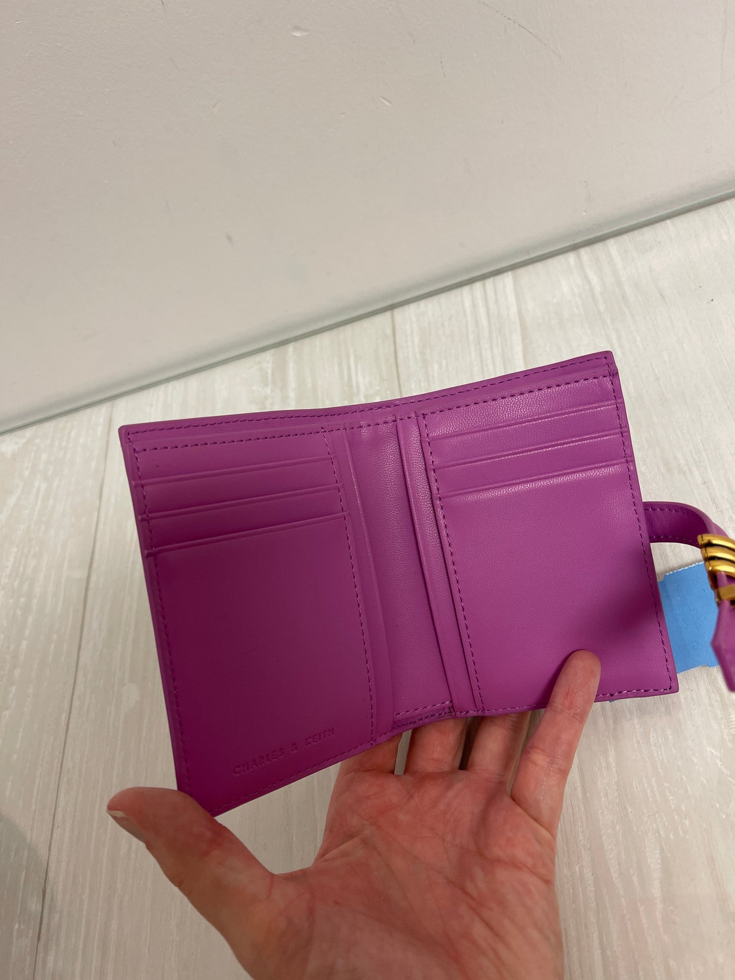 Wallet By Clothes Mentor, Size: Medium