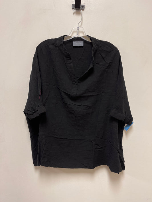 Top Short Sleeve By Clothes Mentor In Black, Size: S