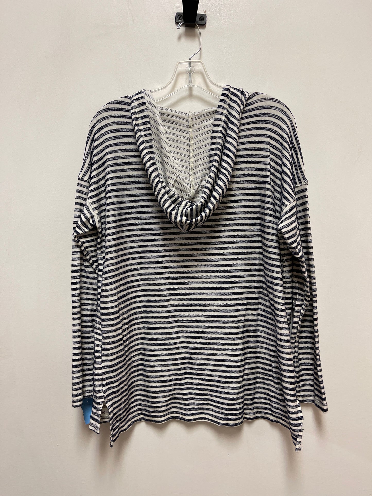 Top Long Sleeve By New Directions In Striped Pattern, Size: L