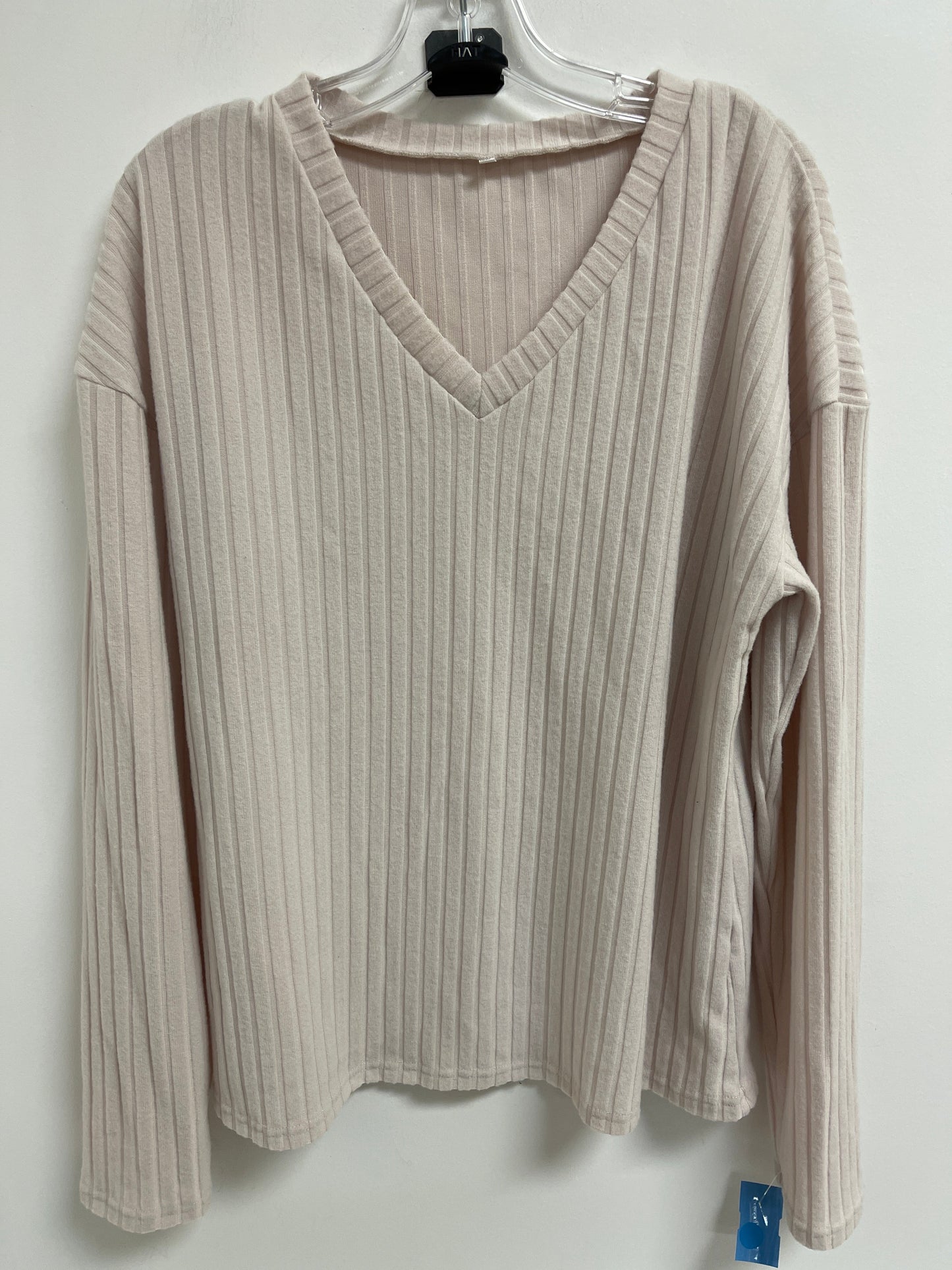 Top Long Sleeve By Clothes Mentor In Cream, Size: 2x