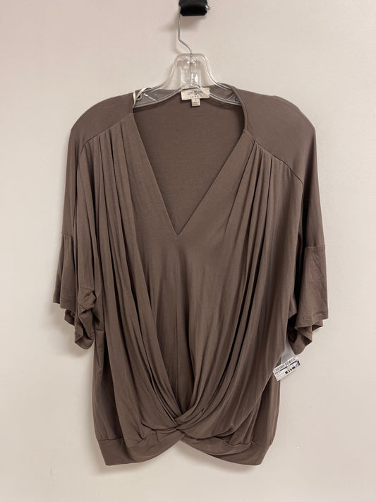 Top Short Sleeve By Umgee In Brown, Size: L