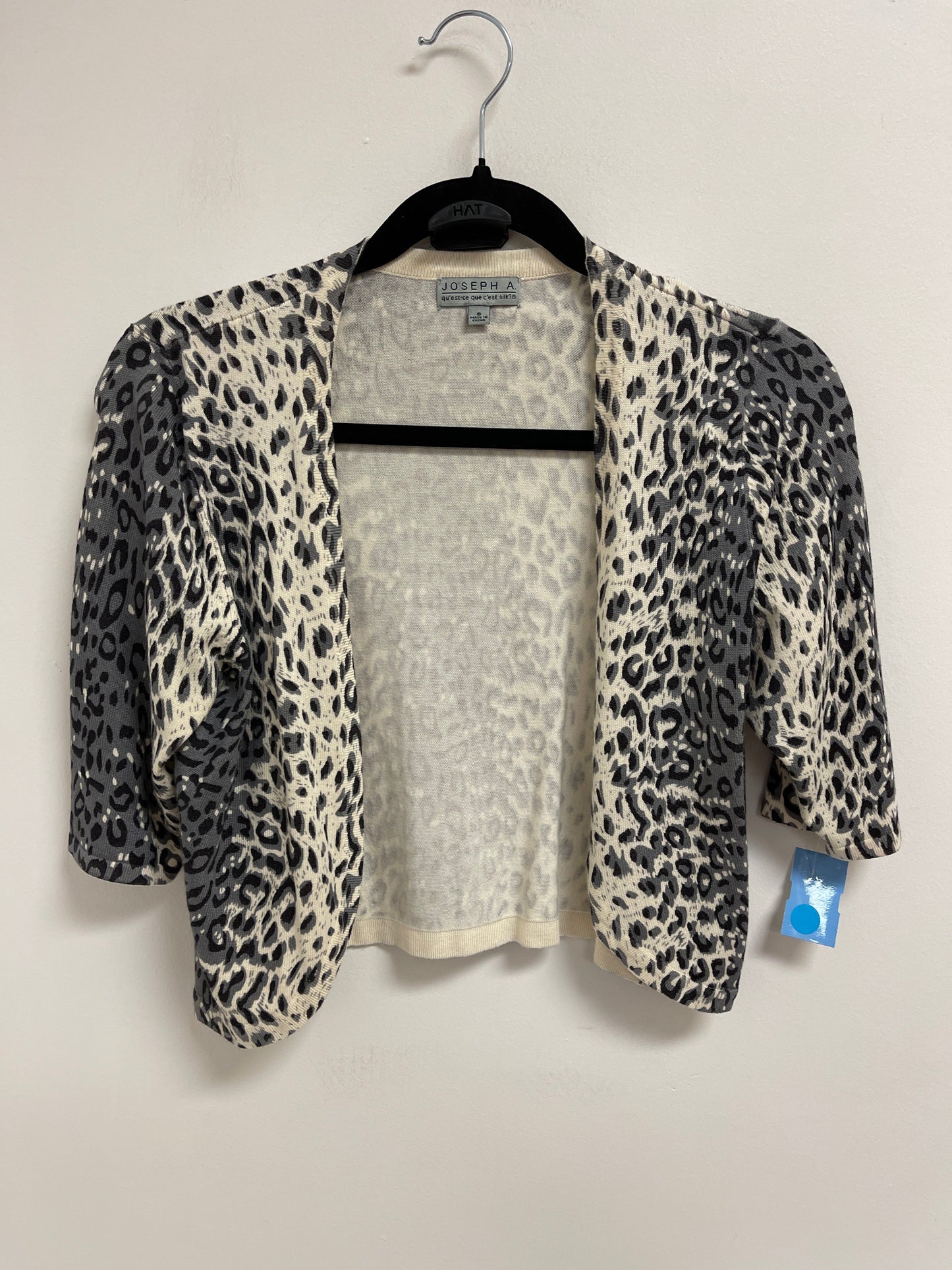 Cardigan By Joseph A. In Animal Print, Size: S