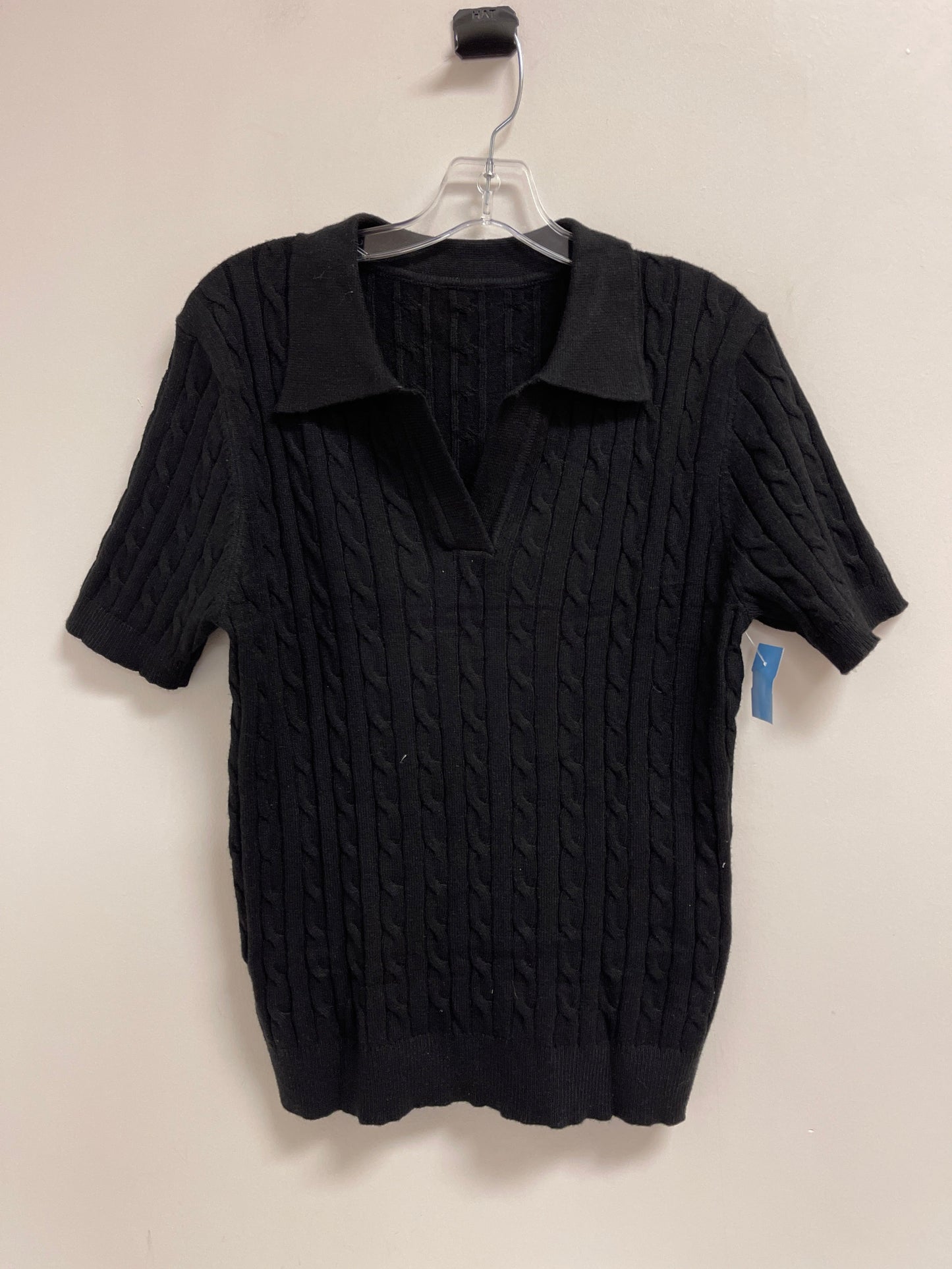 Top Short Sleeve By Clothes Mentor In Black, Size: L