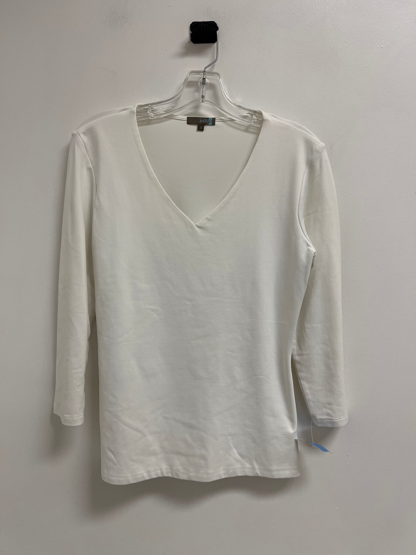 Top Long Sleeve By Clothes Mentor In White, Size: S