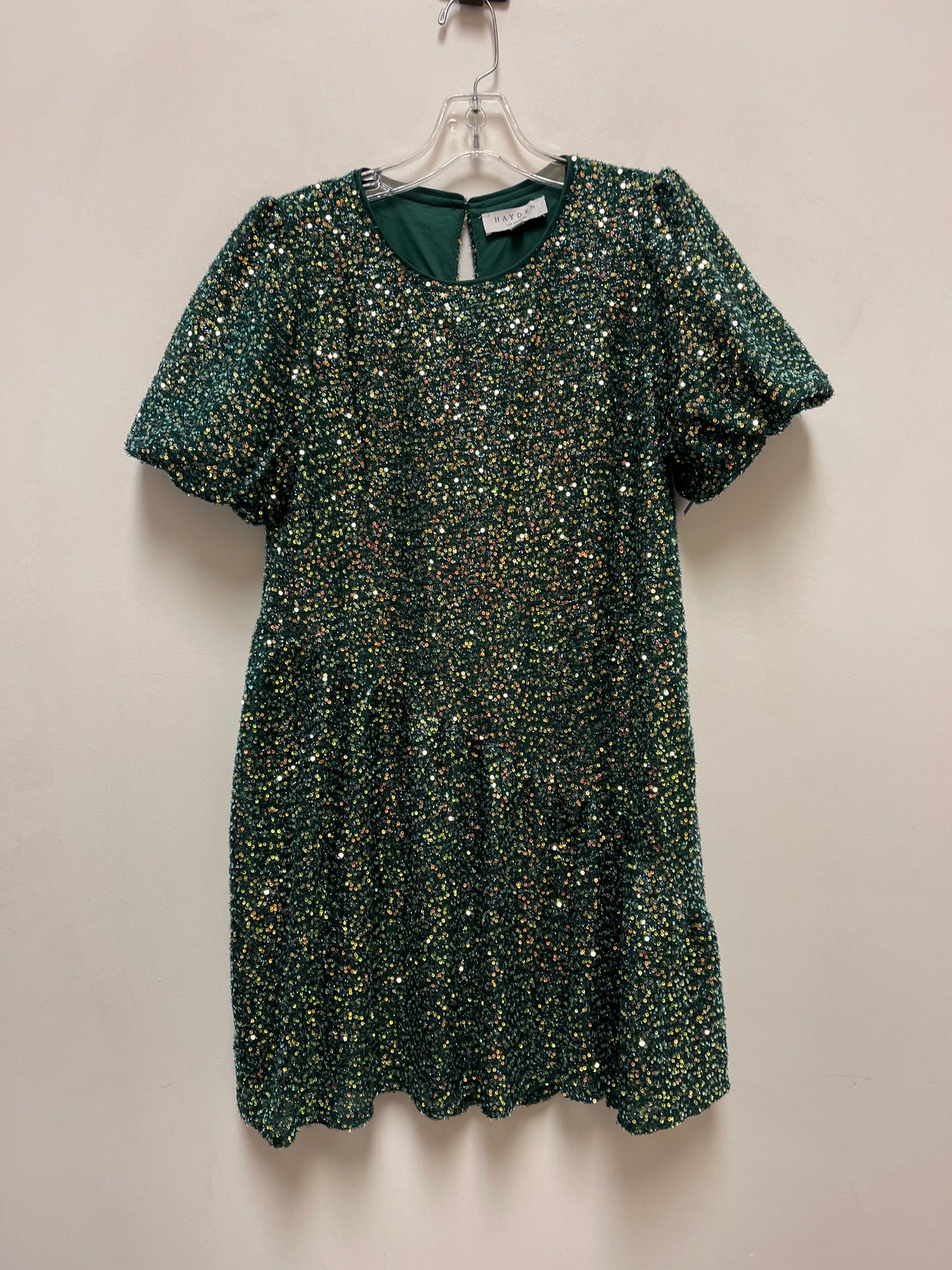 Dress Casual Short By Hayden La In Green, Size: S