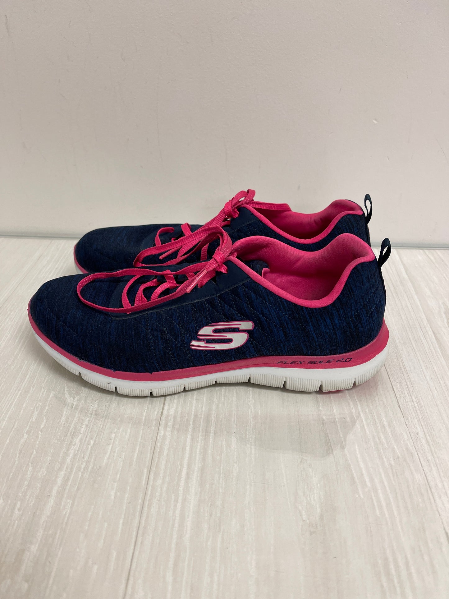 Shoes Athletic By Skechers In Navy, Size: 10