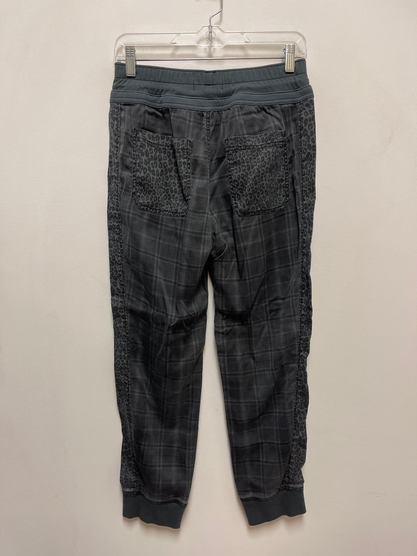 Pants Joggers By Anthropologie In Grey, Size: 2