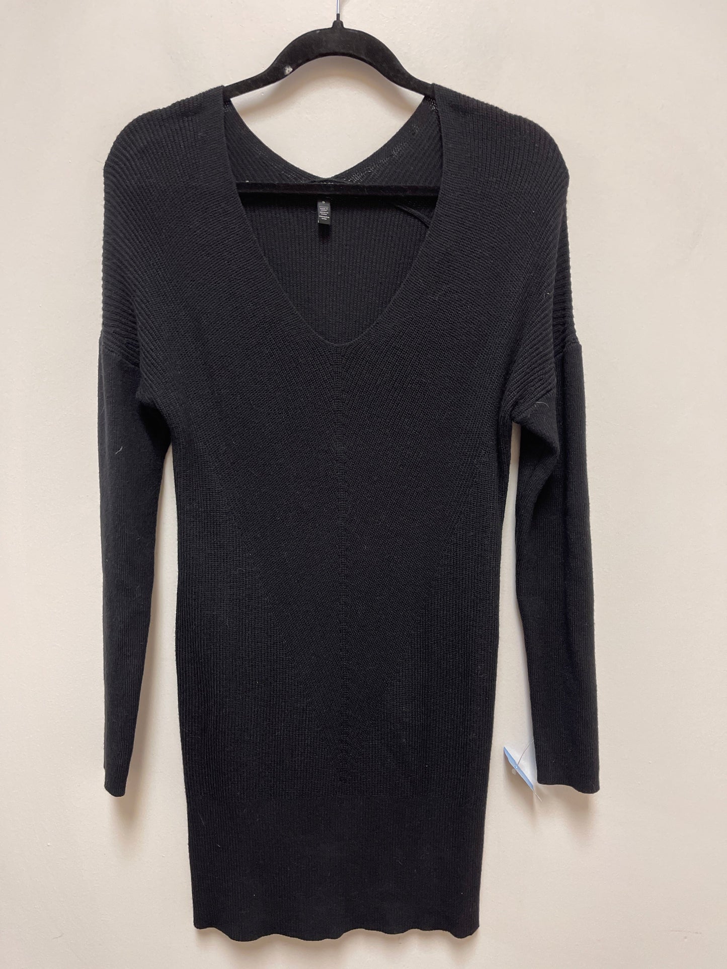 Sweater By White House Black Market In Black, Size: S