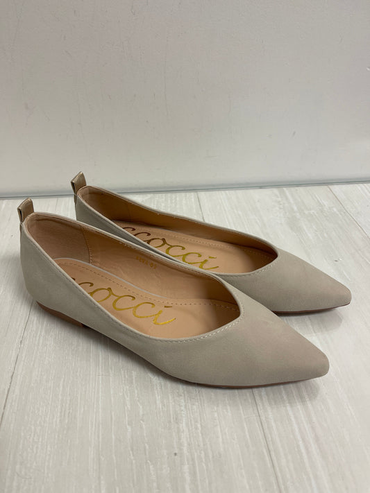 Shoes Flats By Clothes Mentor In Cream, Size: 6.5